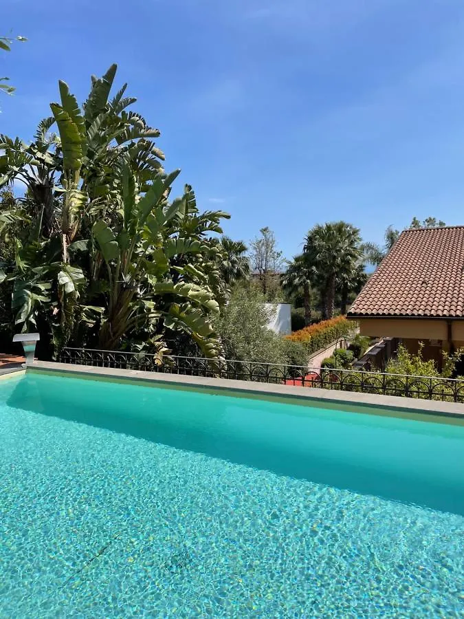 Lily House Villa Gravina di Catania 0*,  Italy